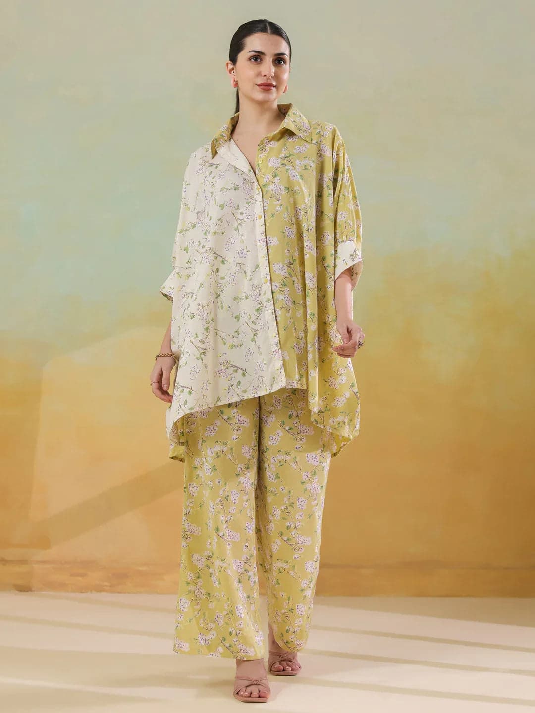 Toymi Fashion Citrus Collar Twin Set